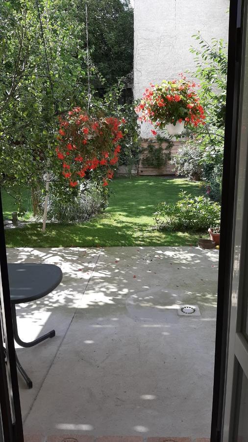 Апартаменты Pia'S Gardenview Вена Экстерьер фото
